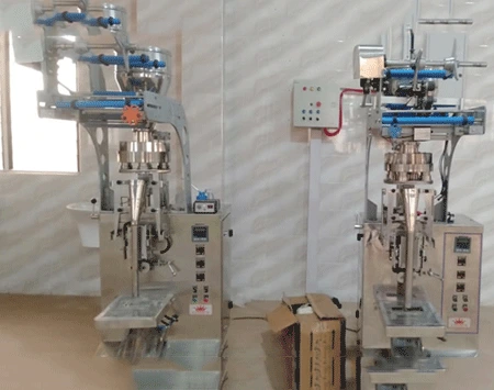 Automatic Liquid Pouch Filling and Sealing Machine
